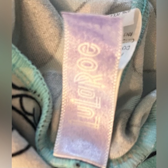 Lularoe Disney Minnie Mouse leggings tall & curvy - Picture 5 of 5